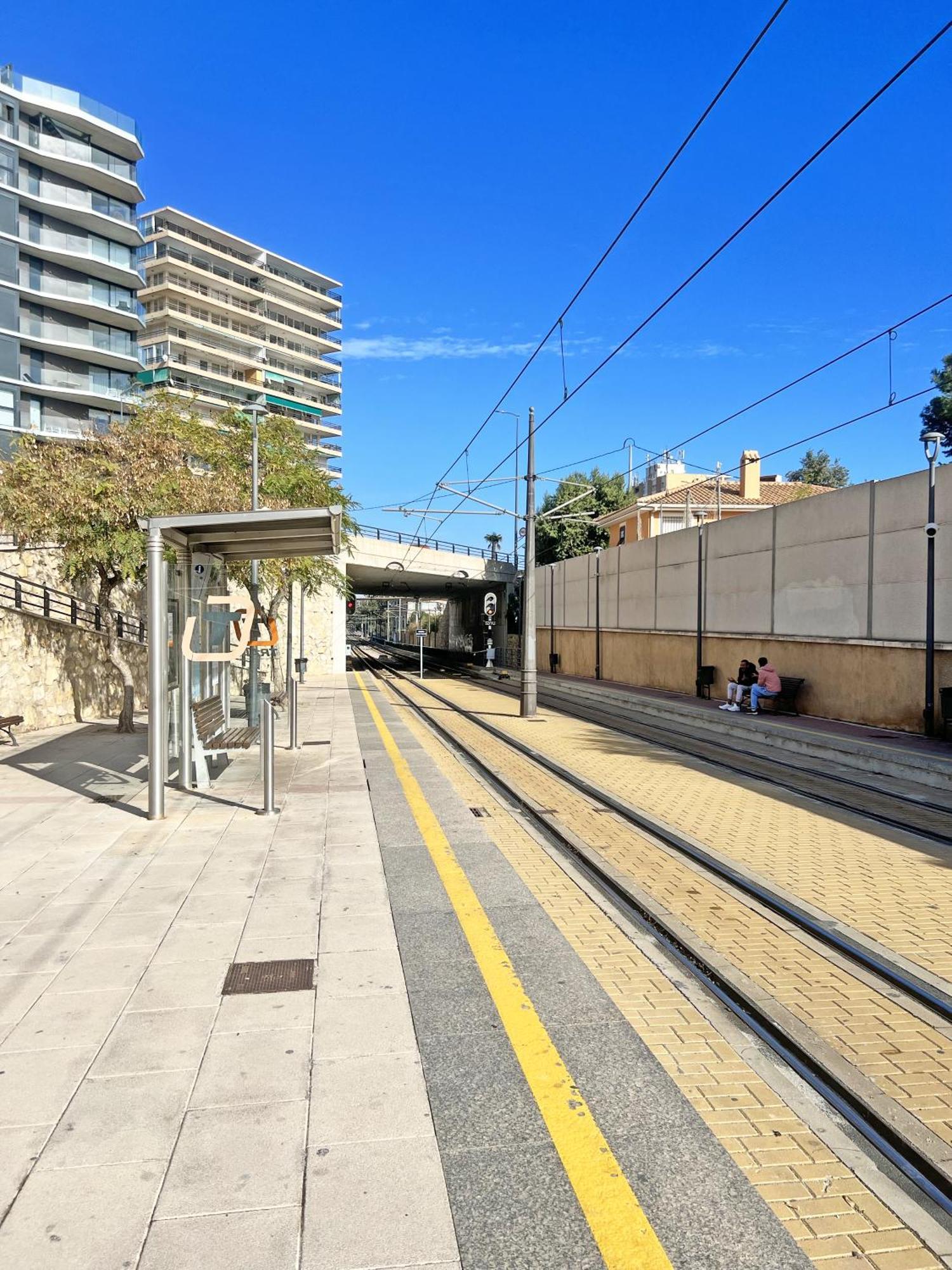 Ferienwohnung A 100 Metros De La Playa. Parking Gratuito Privado Alicante Exterior foto